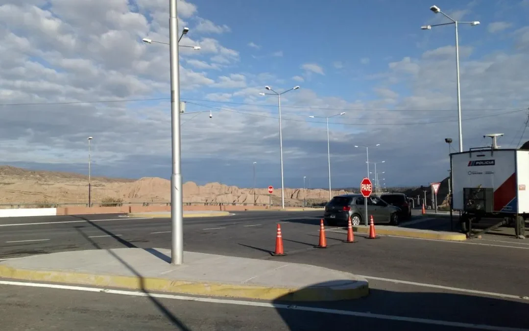 Una policía murió tras protagonizar un accidente vial en el Dique de Ullum