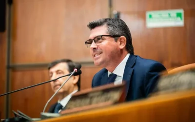 Orrego celebró la modificación de la Ley de Glaciares en sus redes sociales