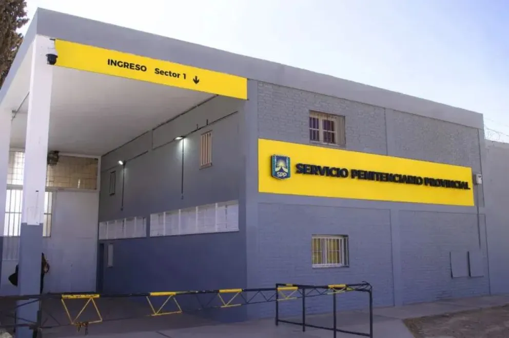 Evalúan instalar inhibidores de señal y videovigilancia con IA en el Penal de Chimbas