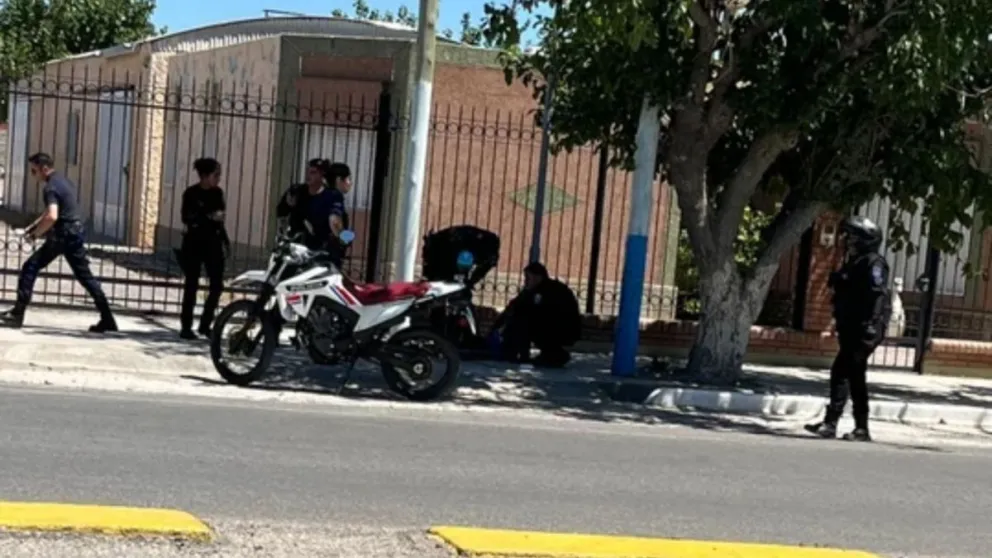 Pocito: un menor de 16 años intentó robar un celular y fue atacado por los vecinos