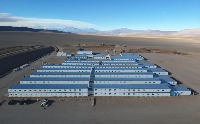 Orrego destacó como "un paso histórico" el plan de inversiones anunciado por Vicuña