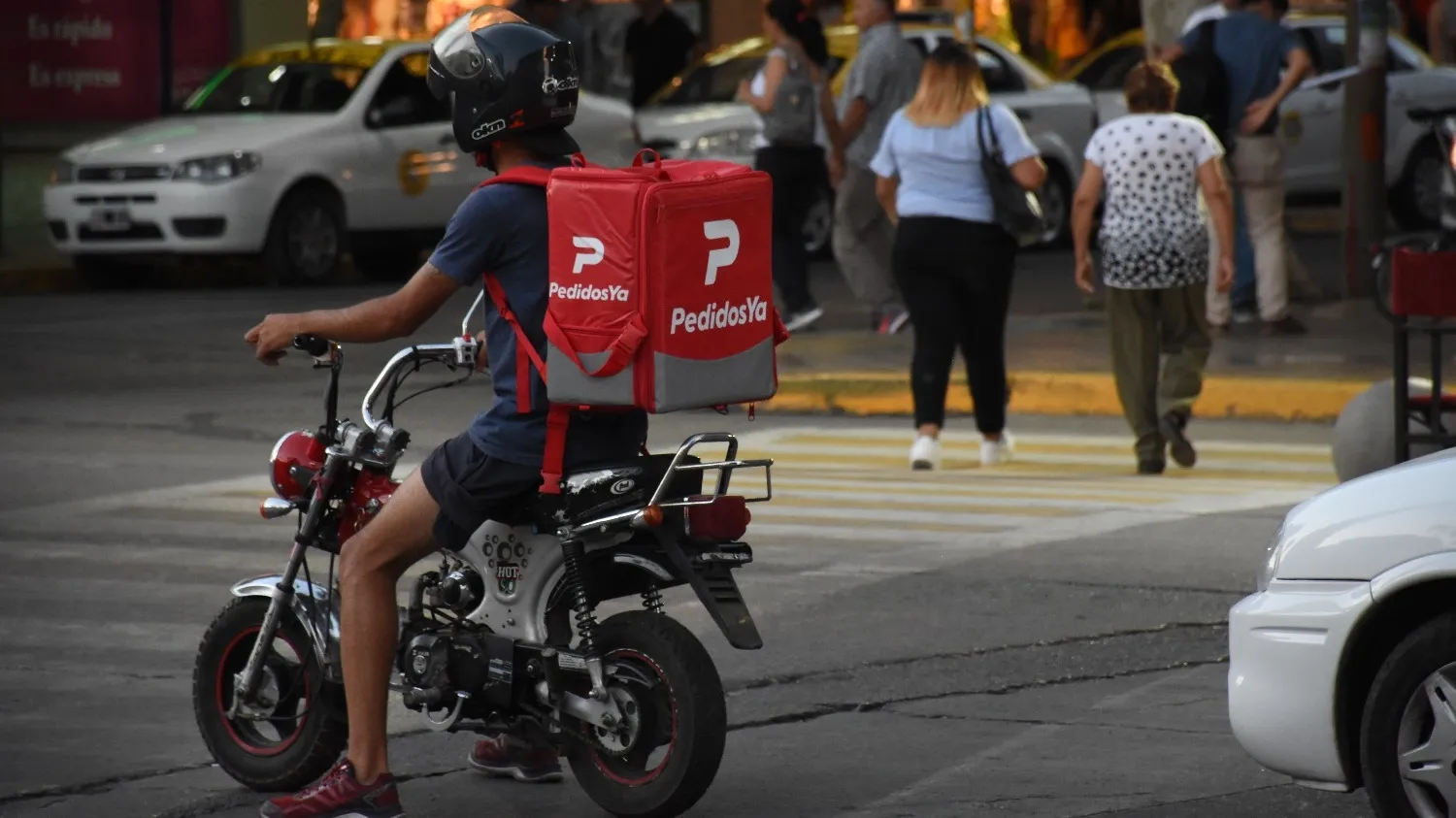 Pocito: asaltaron a un repartidor de Pedidos Ya y le realizaron una transferencia de $381 mil desde su celular