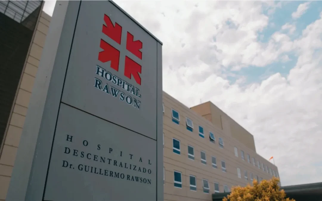 Dos motociclistas fueron hospitalizados tras chocar de frente en Albardón