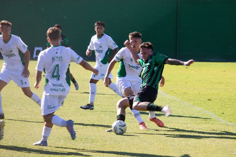 La reserva de San Martín volvió al triunfo y sumó sus primeros puntos en el Torneo Proyección