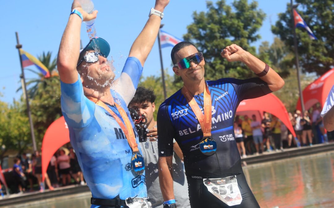 Pablo Manuel Bien y Clara Debiassi ganaron el IRONMAN 70.3 San Juan 2026