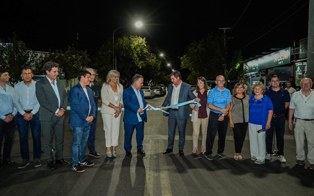 Orrego inauguró la renovación integral de avenida Alem en Capital