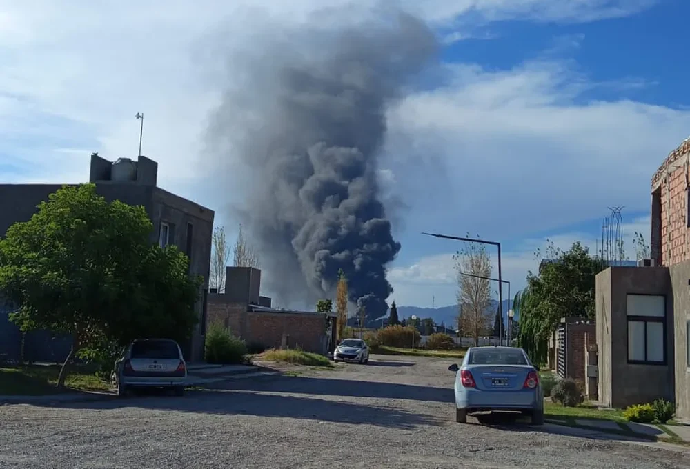 Otro incendio en el Parque Industrial de Chimbas generó preocupación entre los vecinos