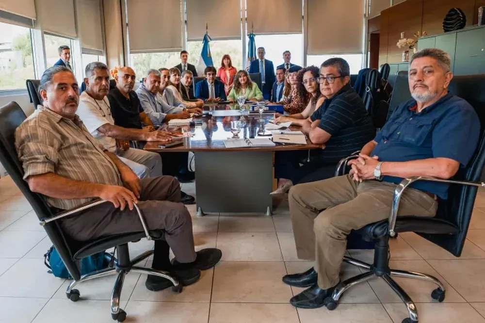 Gremios docentes rechazaron la última propuesta salarial del Gobierno en la paritaria