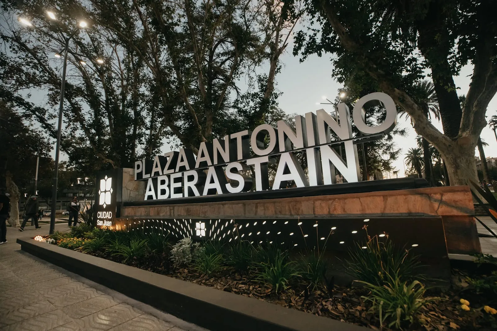 Se inauguró la remodelación de la Plaza Aberastain: el detalle de las mejoras