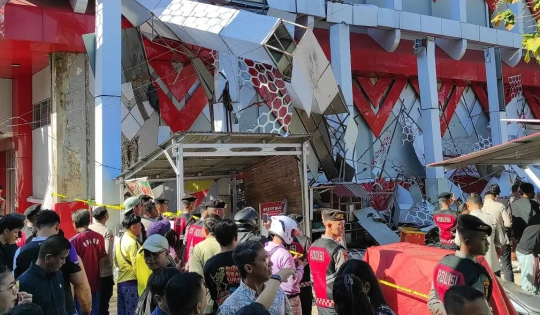 Un terremoto de magnitud 7,4 sacudió a Indonesia y dejó al menos un muerto