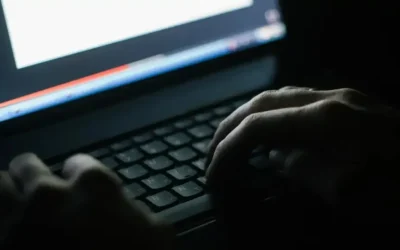 Condenaron a un albardonero por almacenar 31 archivos de abuso sexual infantil en Google
