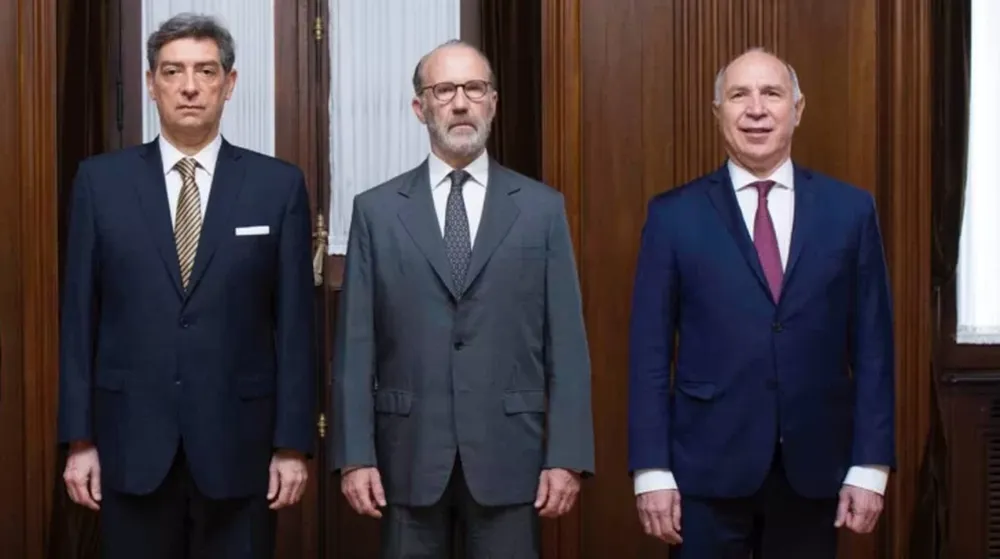 El Gobierno nacional llevó a la Corte Suprema de Justicia de la Nación la suspensión de artículos clave de la reforma laboral con un “per saltum”