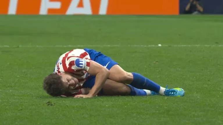 A menos de 50 días para el Mundial, Julián Álvarez se lesionó y despertó preocupación