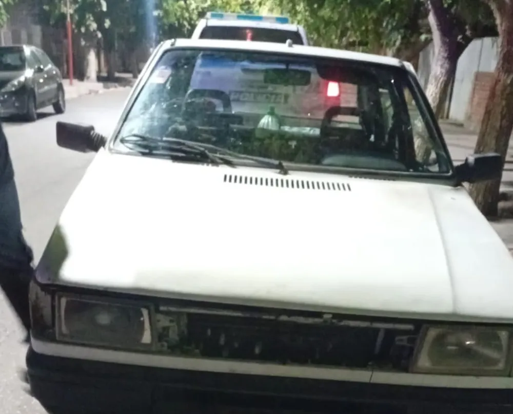 Robo a mano armada, persecución y detención en Chimbas: cayeron tras arrojarse al canal Benavídez