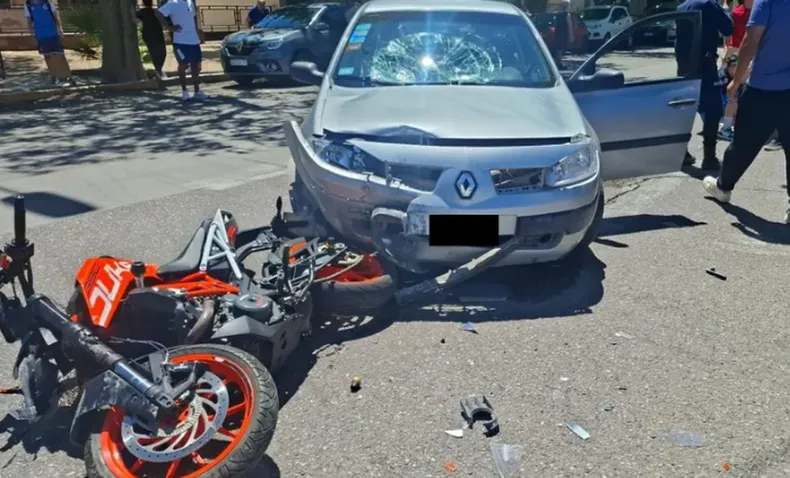 Imputaron al conductor que protagonizó un choque fatal en Capital: la víctima falleció tras un mes internada