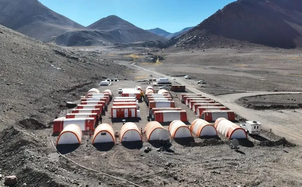 Murió un operario tras el vuelco de una máquina en el proyecto Los Azules