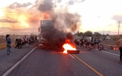 Familiares y allegados del fotógrafo desaparecido en 25 de Mayo cortaron la Ruta 20 para exigir respuestas