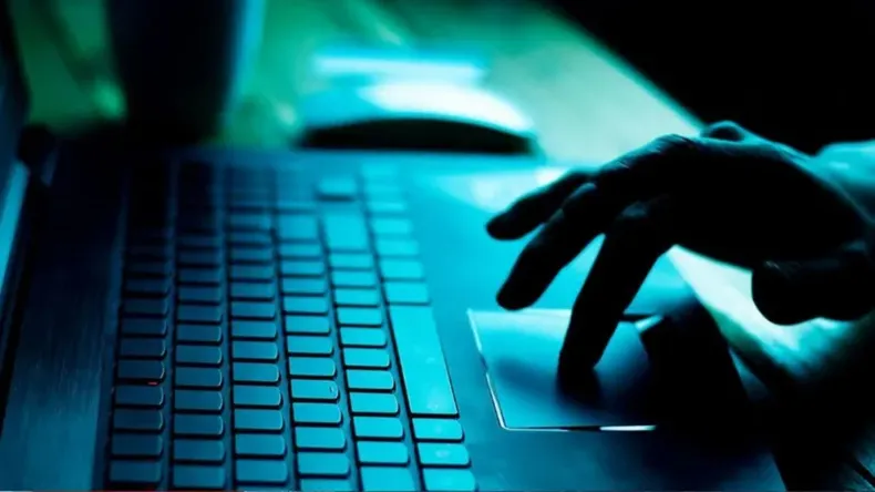 Cayó en una falsa inversión y perdió $9 millones en una estafa virtual en San Juan