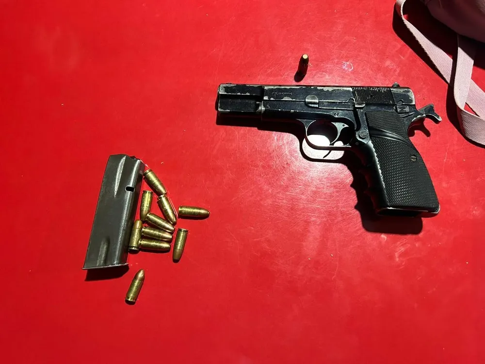 Detuvieron a una pareja tras un ataque a tiros contra un patrullero en Chimbas