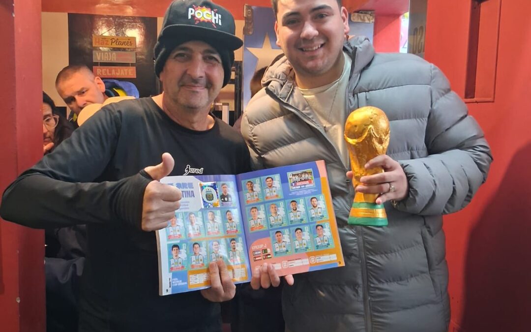 Crece el entusiasmo por las figuritas del Mundial en los kioscos sanjuaninos