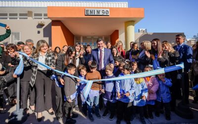 Orrego inauguró una nueva escuela primaria y un ENI en Chimbas