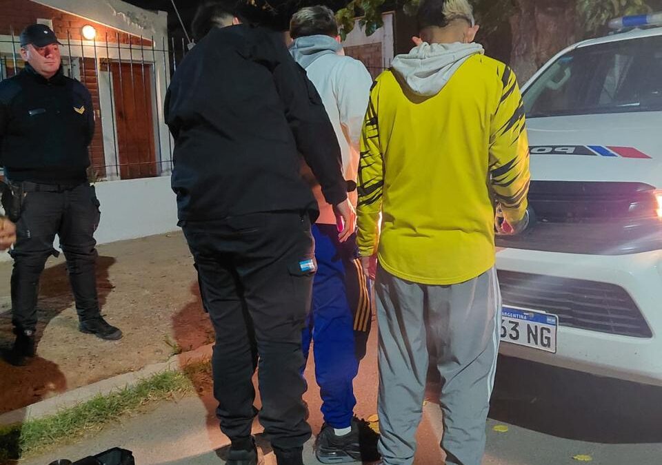 Más de 30 personas fueron detenidas en operativos policiales realizados en distintos barrios de San Juan