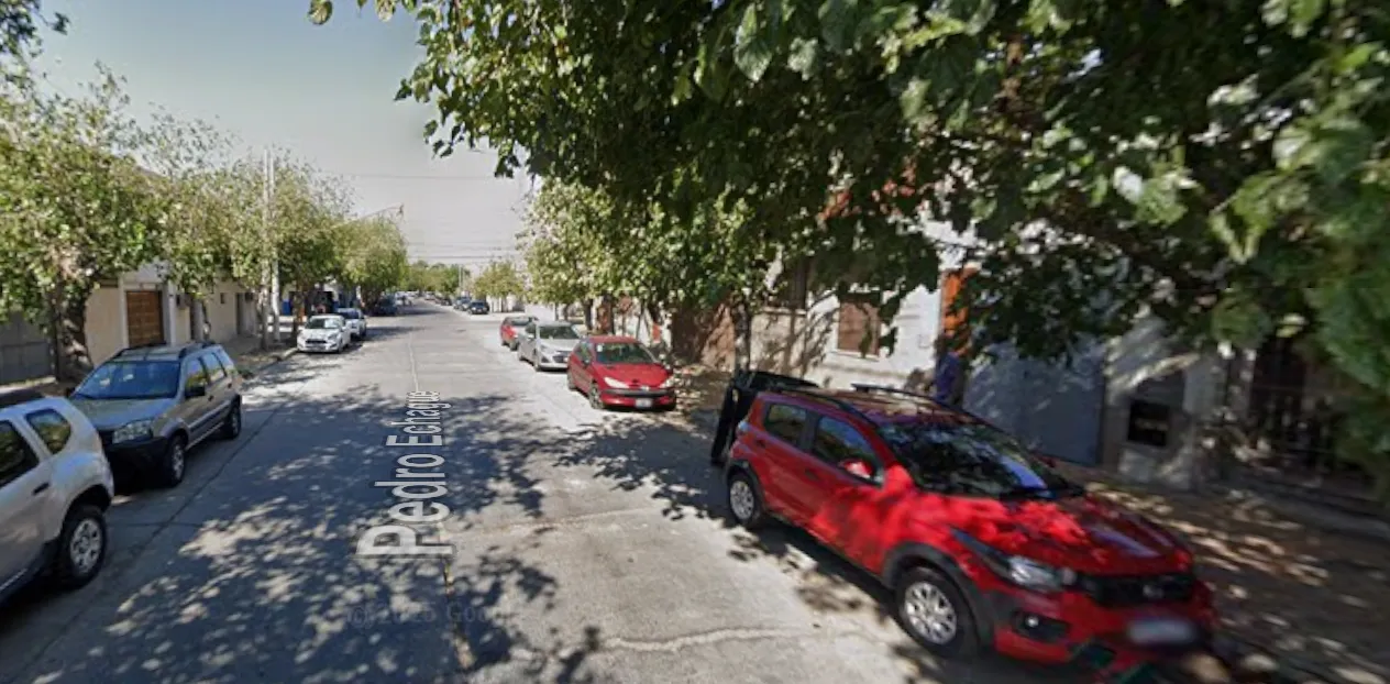 Tres delincuentes armados asaltaron una barbería y se llevaron dinero, máquinas y una PlayStation