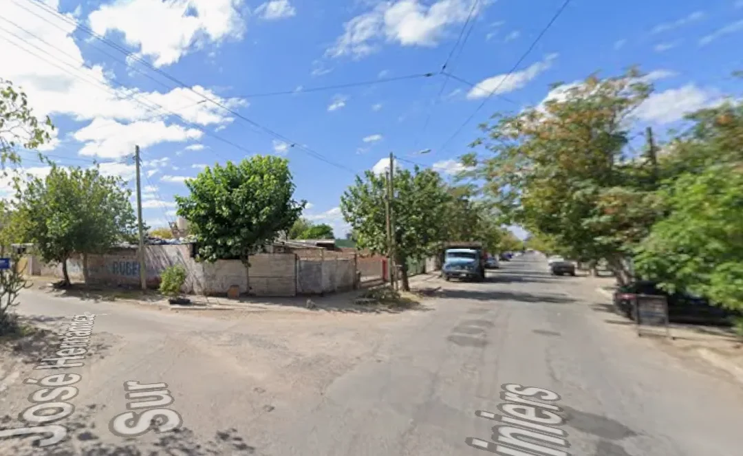 Violento robo en Rawson: asaltaron a una mujer que caminaba con sus dos hijas