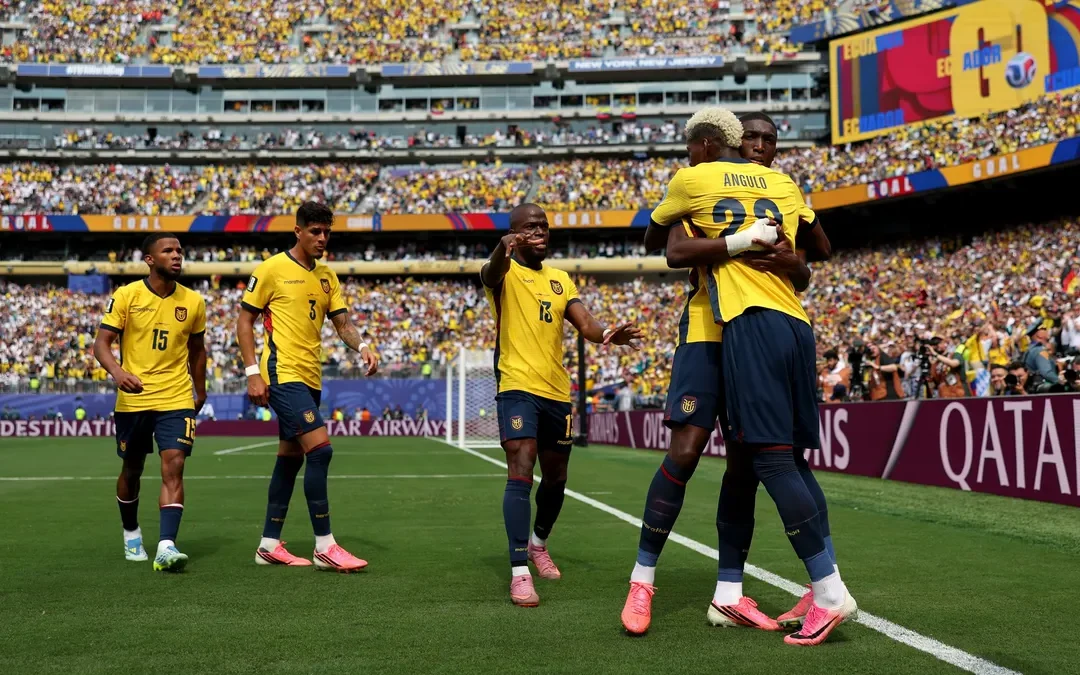 Ecuador, histórico: le ganó por 2-1 a Alemania y se metió en los 16avos de final