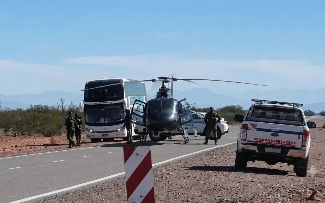 Un helicóptero cayó en Valle Fértil con siete tripulantes a bordo: entre ellos tres funcionarios