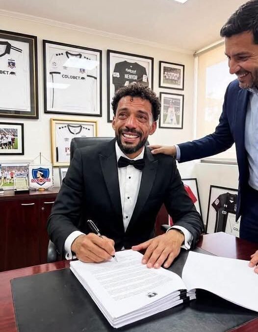 Vozinha rompió en llanto al ser presentado como refuerzo de Colo Colo