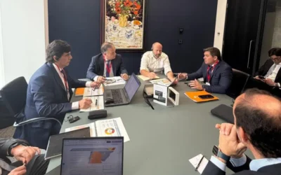 Orrego se reunió con fondos de inversión en Londres para impulsar obras de infraestructura en San Juan