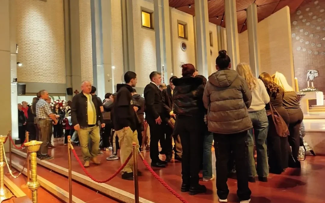 En la Catedral, el emotivo último adiós a los servidores públicos