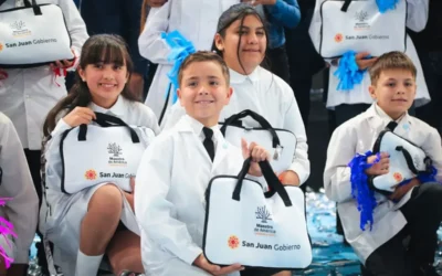 Distribuirán más de 23 mil computadoras entre docentes y estudiantes de San Juan