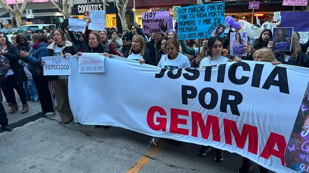 Familiares y organizaciones marcharon en San Juan para pedir justicia por Gemma Álvarez