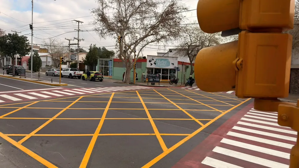 Avanzan las tareas de demarcación sobre la Avenida Libertador