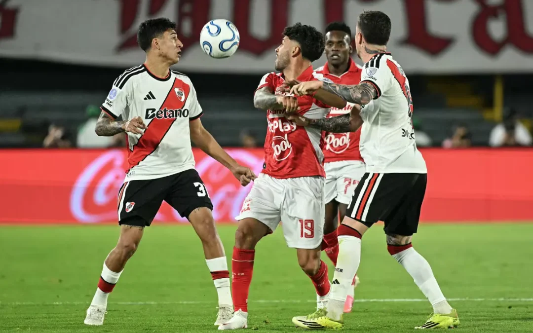 River recibe a Independiente Santa Fe por un lugar en los cuartos de la Sudamericana