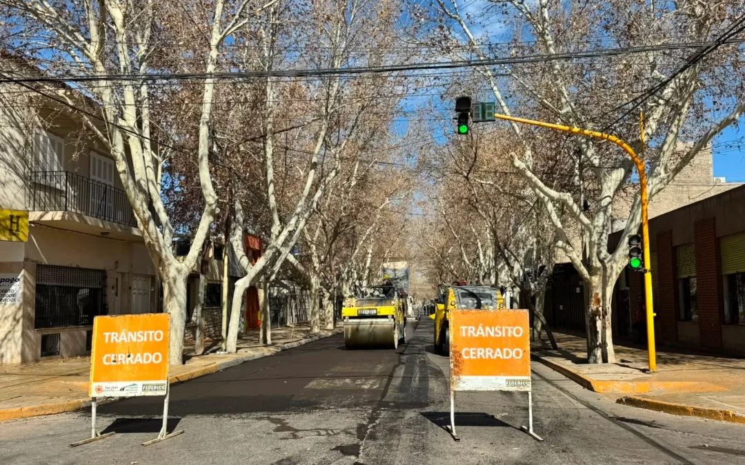 Por trabajos de limpieza y repavimentación, continúan los cortes parciales en el centro capitalino