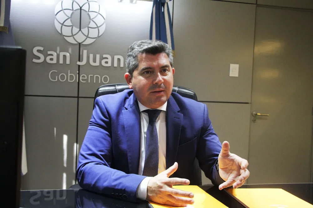 Marcelo Orrego hará importantes anuncios a través de cadena provincial