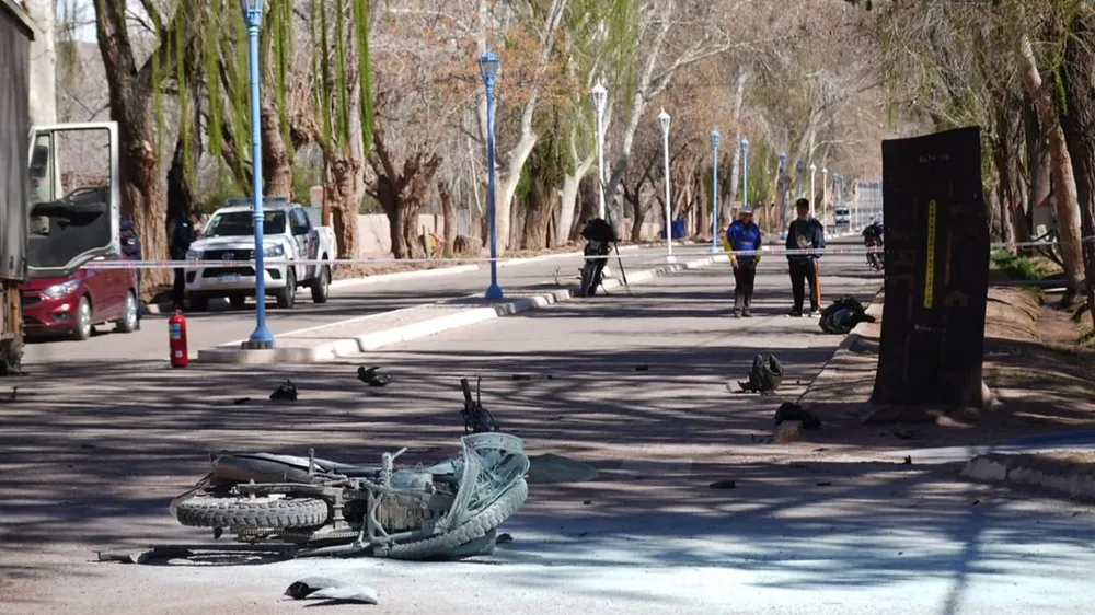 Identificaron al motociclista que murió tras chocar con un camión en Calingasta