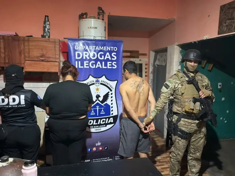 Caucete: detuvieron a una pareja que preparaba y vendía droga al lado de un centro de consumos problemáticos