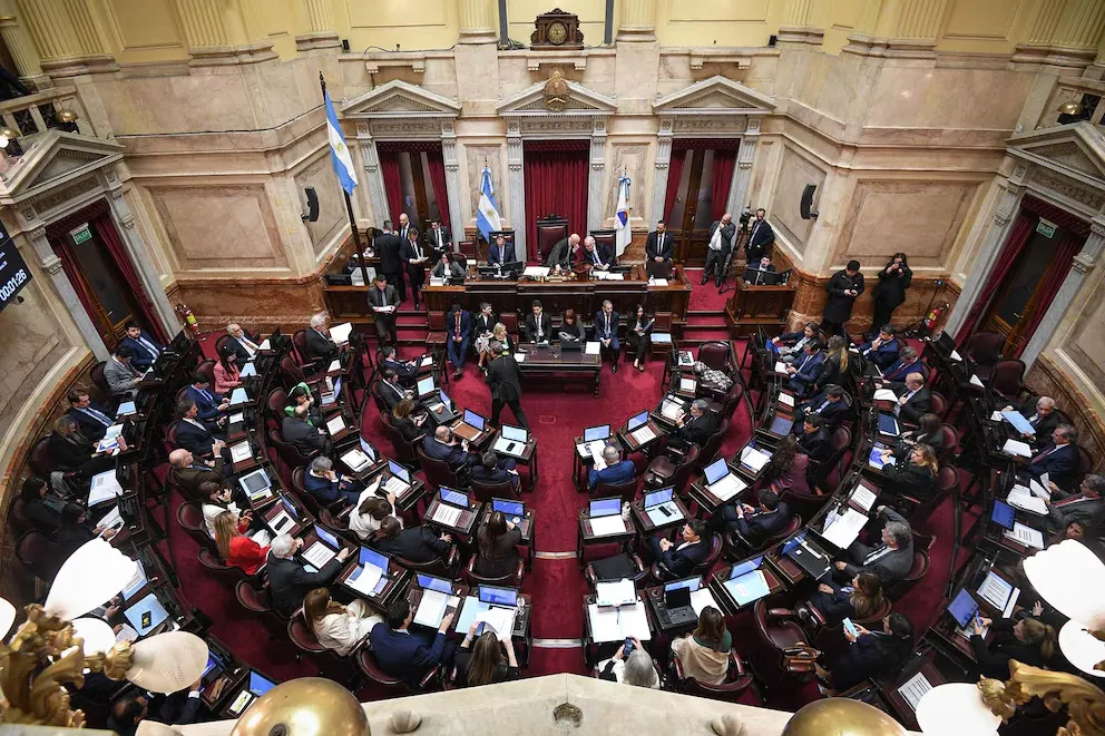 El Senado modificó la reforma del Banco Central y el proyecto vuelve a Diputados: qué cambia