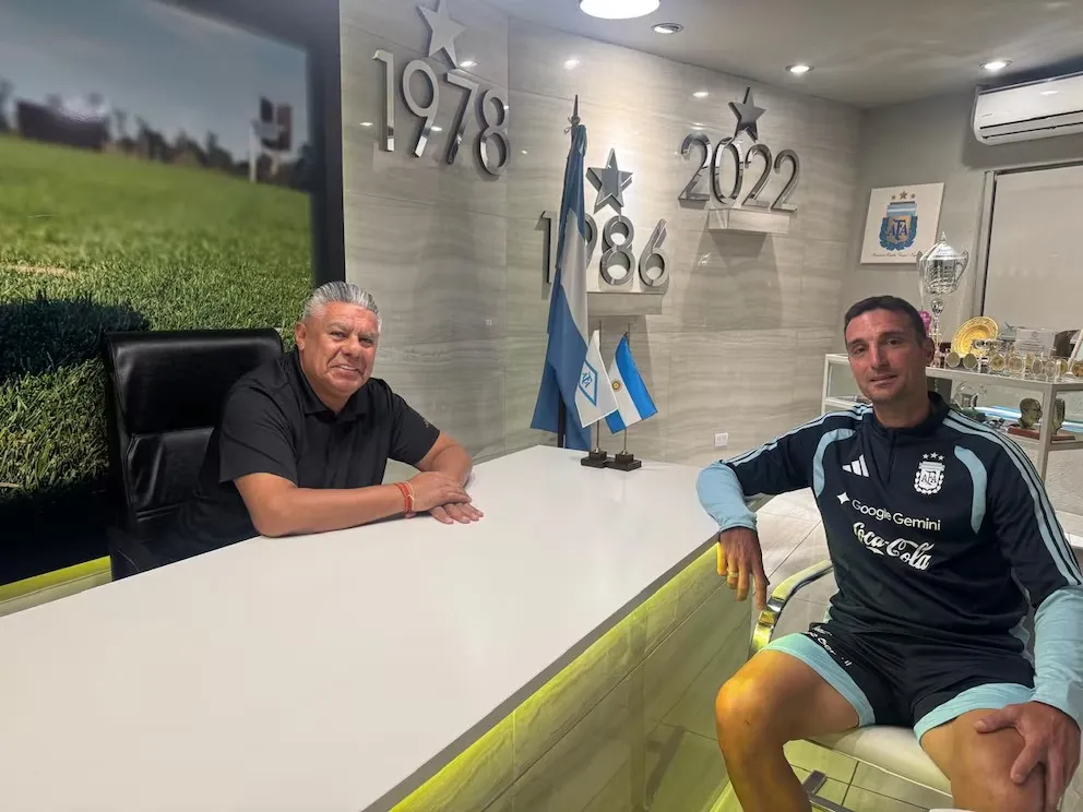 Chiqui Tapia se reunió con Lionel Scaloni para negociar la renovación de su contrato con la Selección