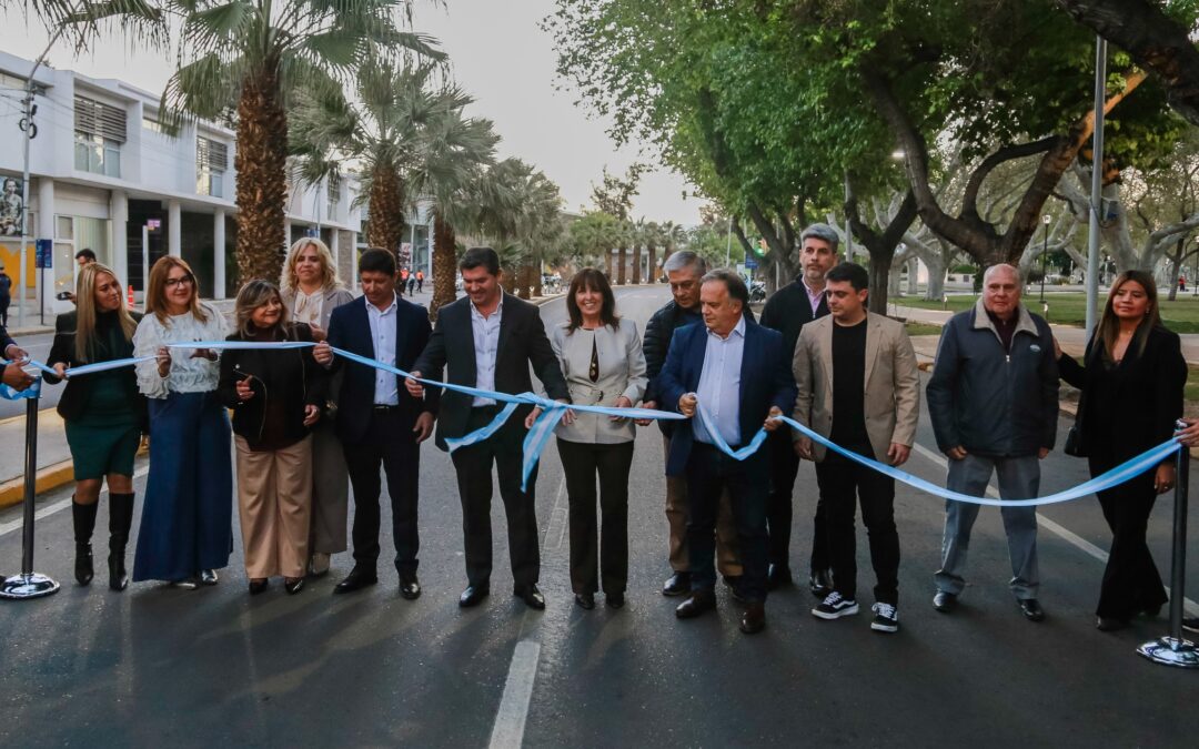 Orrego inauguró la repavimentación integral de avenida Libertador con nueva iluminación LED y mejoras viales