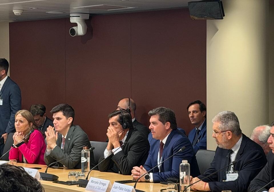 Orrego presentó el potencial minero y energético de San Juan ante inversores europeos