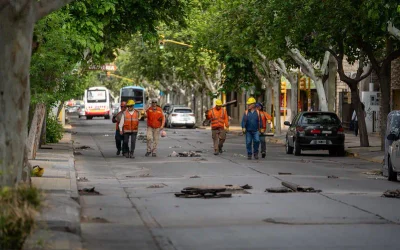 Capital: continúan los trabajos de repavimentación y ordenamiento del tránsito en calle Santa Fe