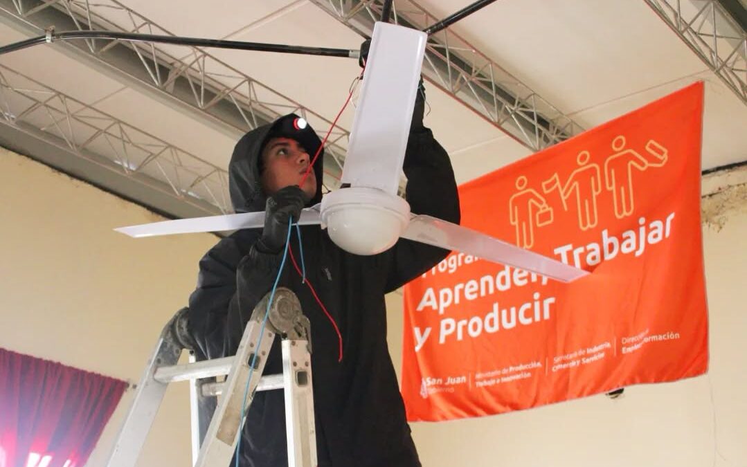 El programa ATP capacitó a 19.000 sanjuaninos y aprobó 400 proyectos de autoempleo en 2026