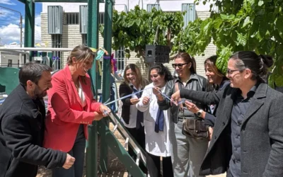Golden Mining impulsó una iniciativa de reciclaje que transformó residuos en juegos para una escuela de Ullum
