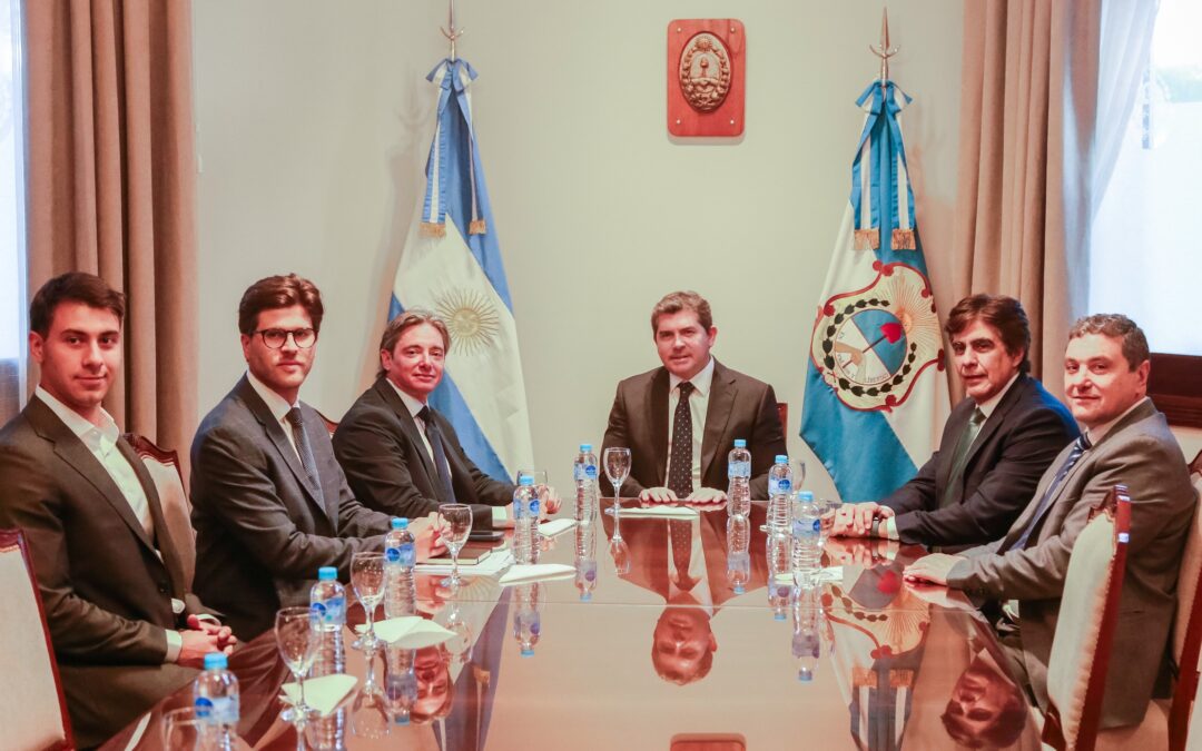 Ruta 40 Sur: Orrego avanzó con CAF en los detalles del crédito de 160 millones de dólares para la autopista