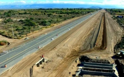Orrego anunció un esquema para completar los tres tramos de la Ruta 40 Sur